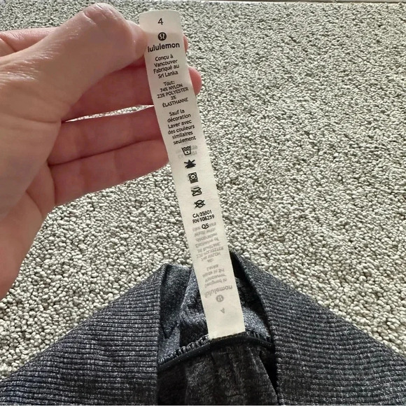 Lululemon Boulevard Bliss Skirt Heathered Gray Size 4 - Picture 6 of 10